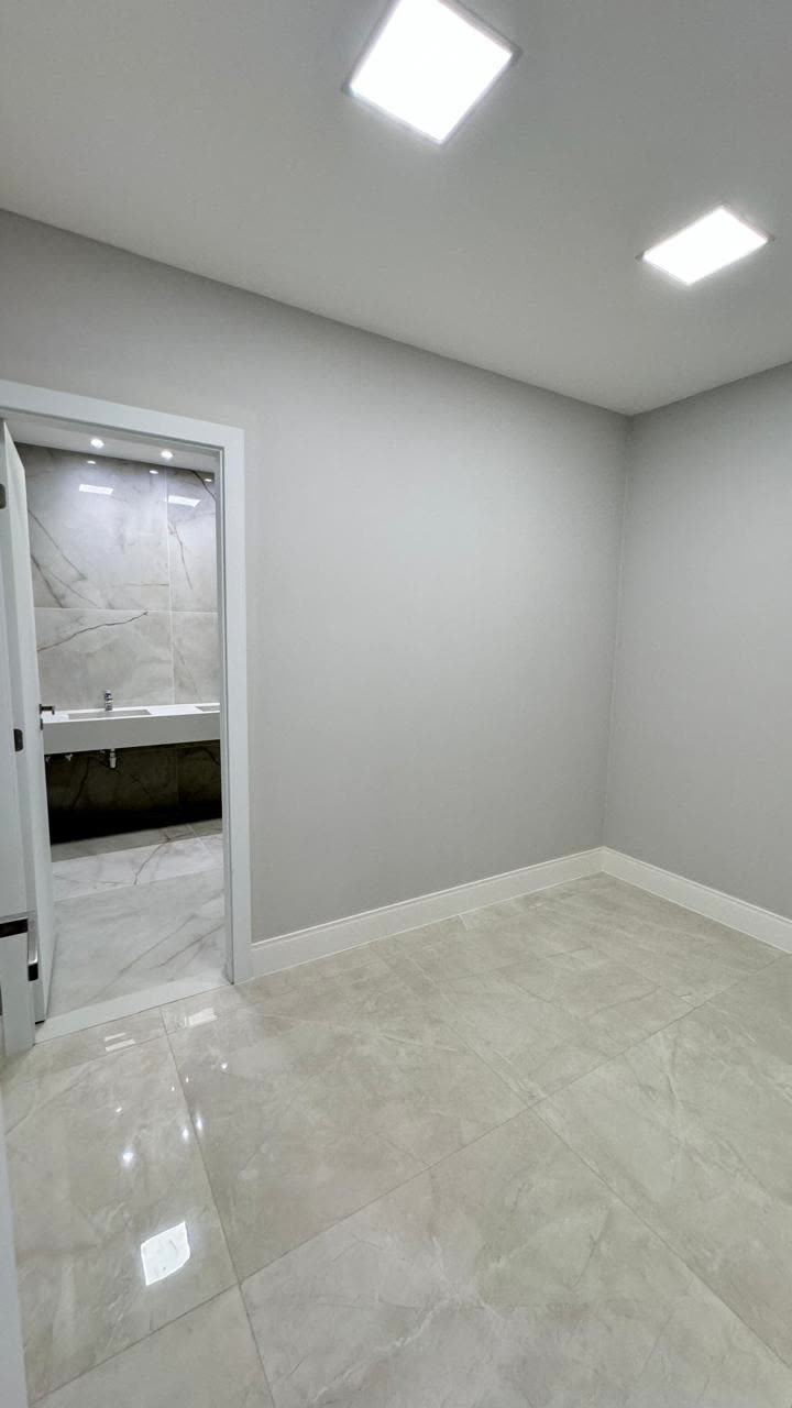 Quarto com banheiro integrado